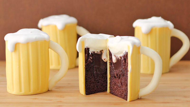 Beer Mug Cupcakes with Baileys® Filling